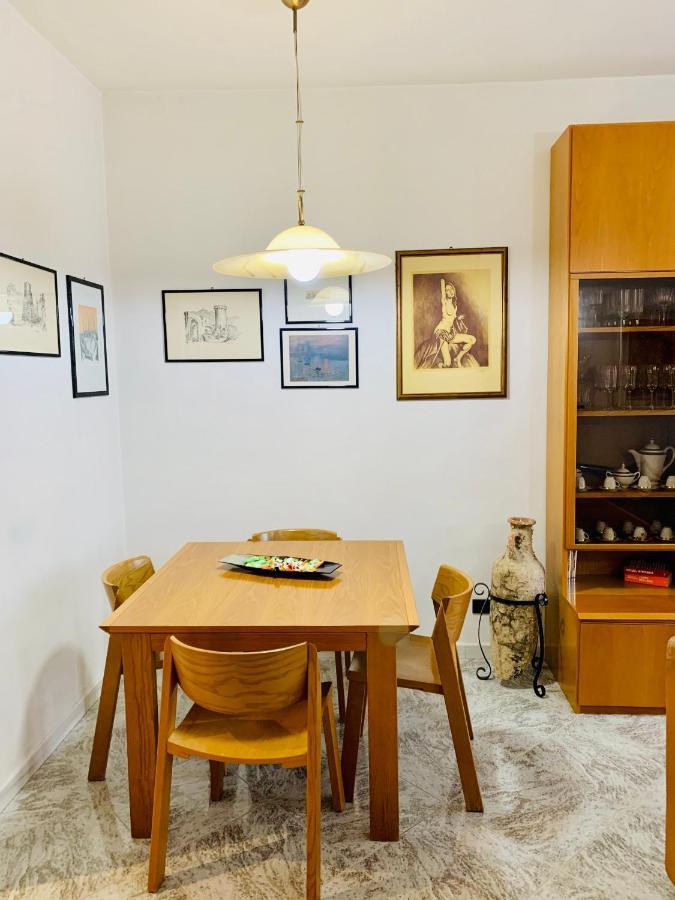 פורמיה Via Solaro, Appartamento In Pieno Centro מראה חיצוני תמונה