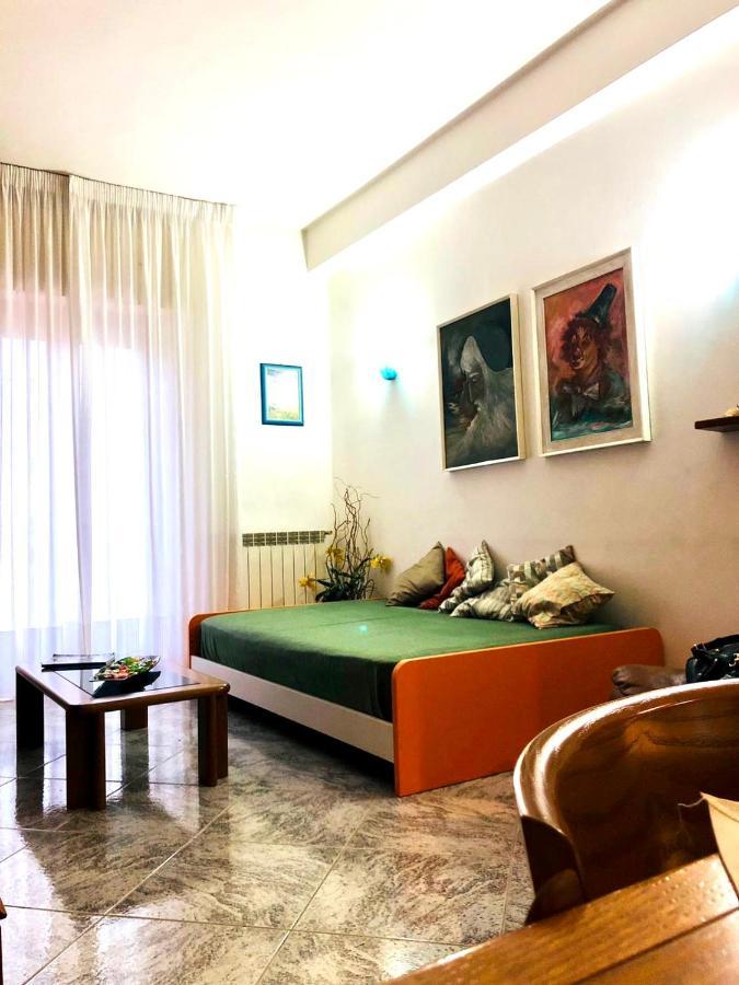 פורמיה Via Solaro, Appartamento In Pieno Centro מראה חיצוני תמונה